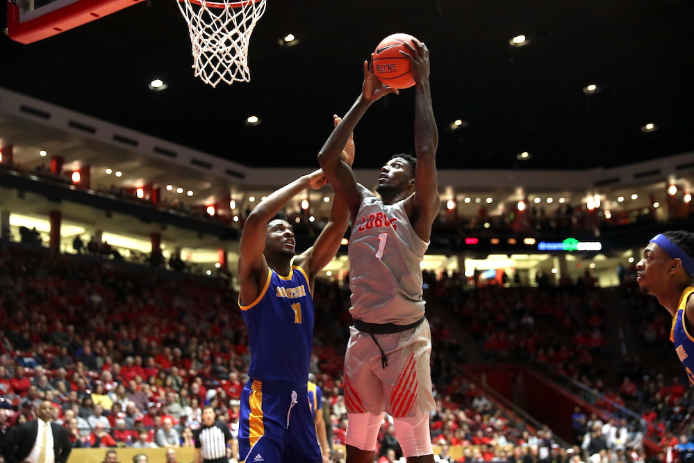 New Mexico remains undefeated at home after 27-point victory