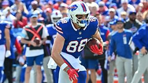 CBS Crew Smashes Tables Tailgating in Buffalo Before Chiefs-Bills Epic Showdown