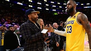 LeBron's manager leading upstart to rival NBA