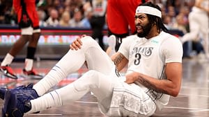 Sources: Mavs new star Davis out multiple weeks