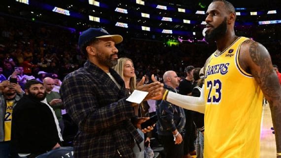 LeBron's manager leading upstart to rival NBA
