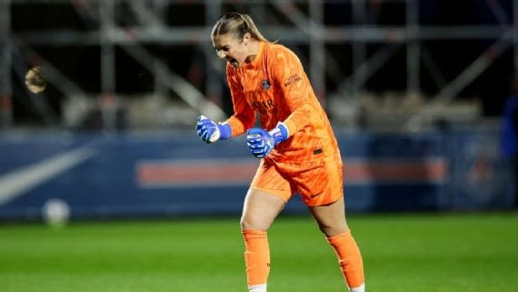 Earps on PSG move: Champions are made in silence