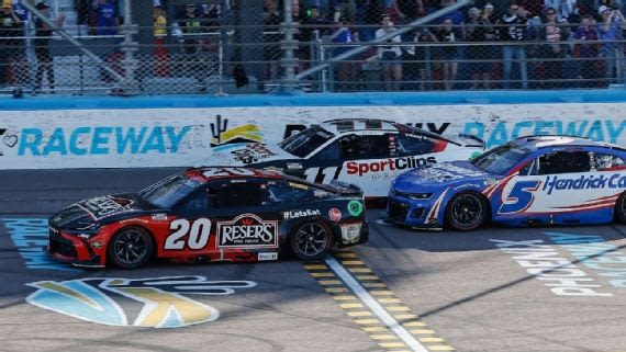 Bell rings up first Cup 3-race win streak since '21