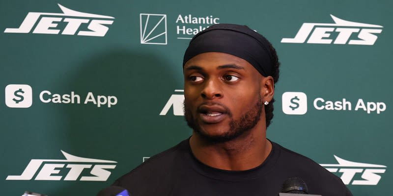 Jets WR Davante Adams reacts to Joe Douglas firing: 'Surprising but it's not'