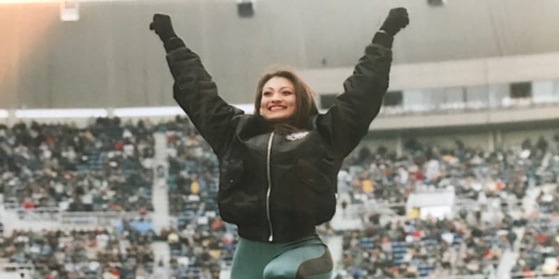 Cheerleading: Recognizing, Preventing, and Managing Risky Injuries with Essential Tips & Tricks