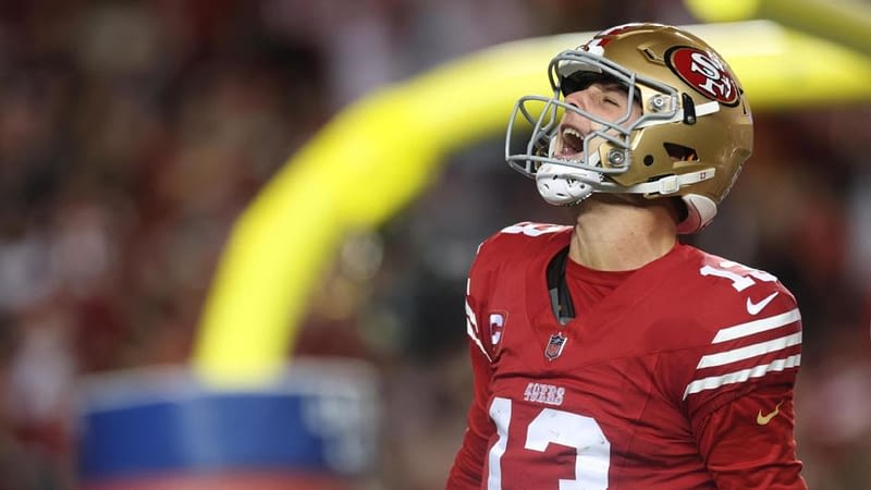 Niners owner: Shanahan 'not going anywhere'