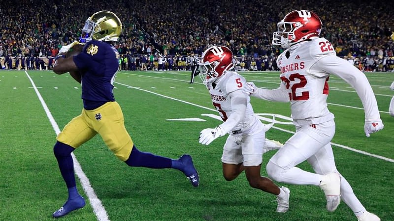 Notre Dame tops Indiana to kick off new CFP era