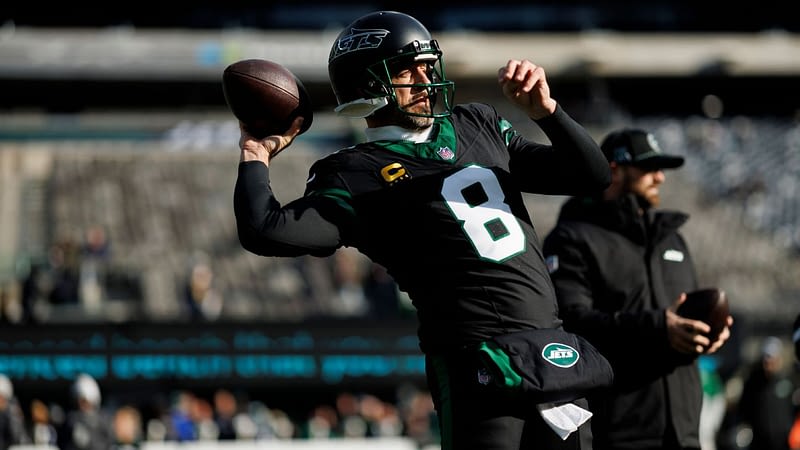 Aaron Rodgers' Jets Future Hangs in Balance After Struggles
