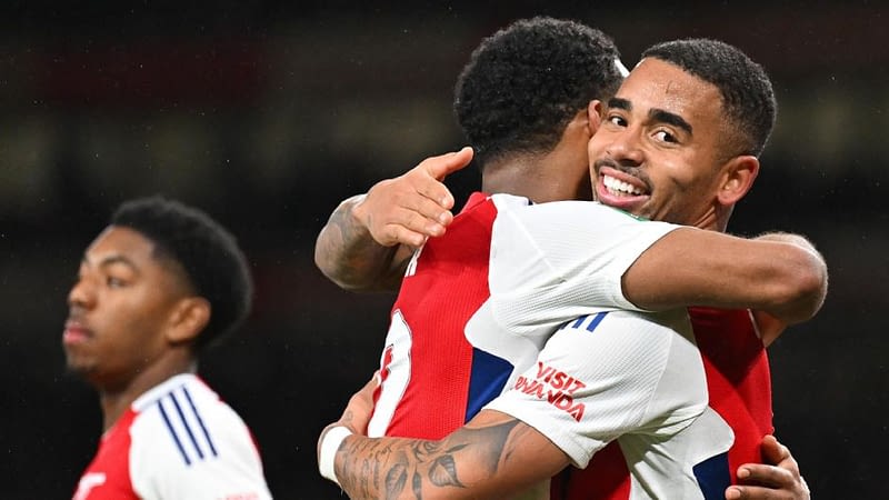Saka: Arsenal 'not scared' of title race pressure