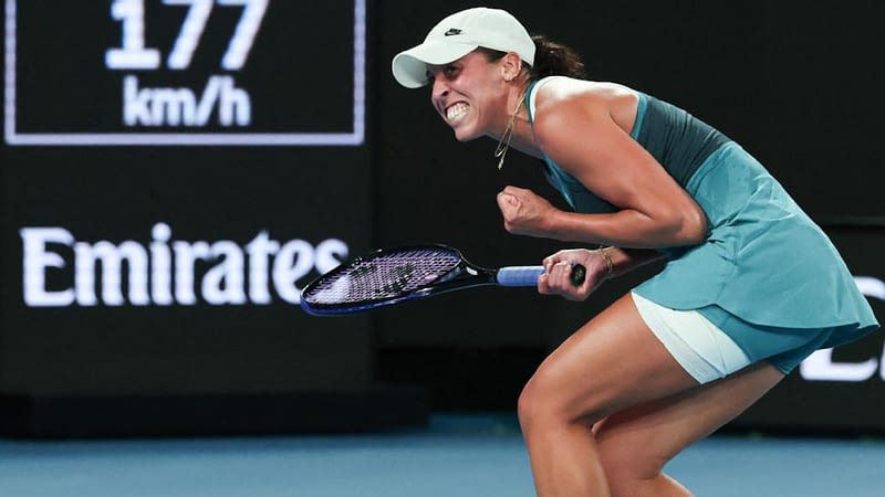 Keys regroups, upsets Swiatek in 3rd-set tiebreak