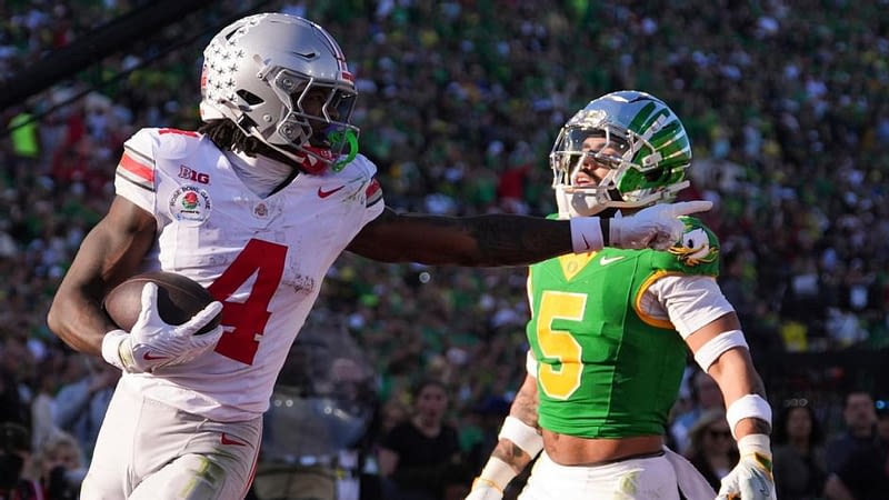 Ohio St. rolls into semis with rout of No. 1 Ducks