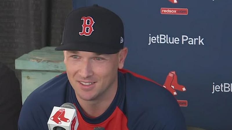 Bregman on Devers-3B issue: 'I'll play wherever'