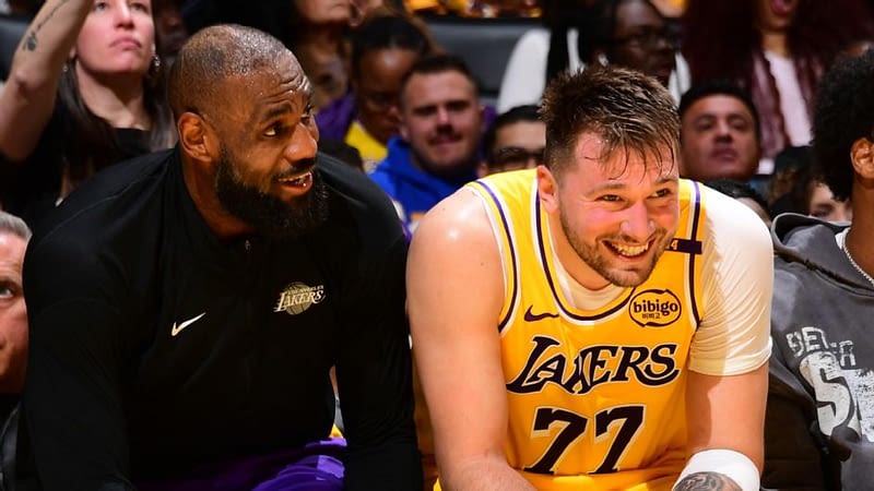 Luka shines in limited minutes as Lakers win debut