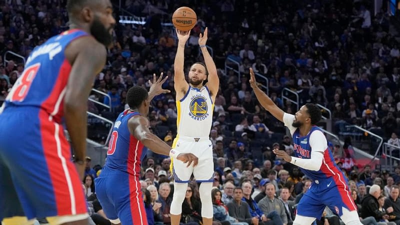 Curry's latest achievement: 25K career points