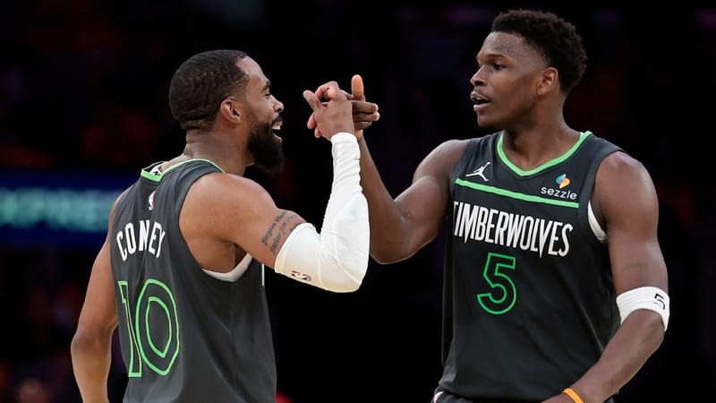 Redick: Wolves' 'physicality' caught us off guard