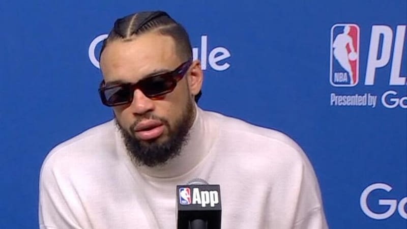 Dubs irked as Rockets take aim at Curry's thumb