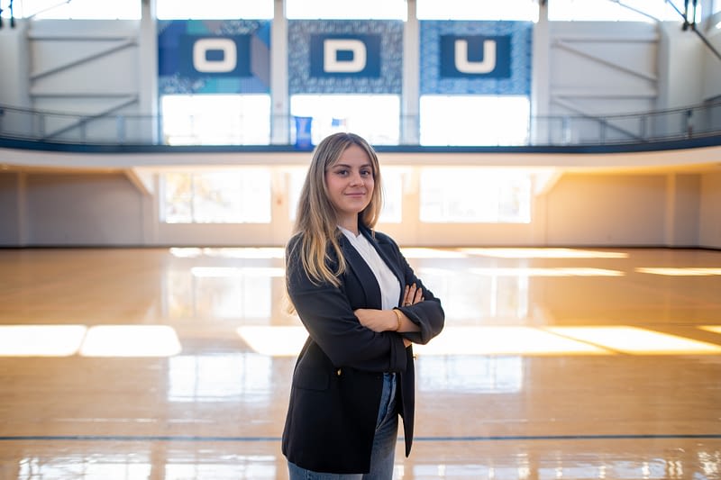 Trailblazing Spanish Grad Student Eyes U.S. Sports Industry