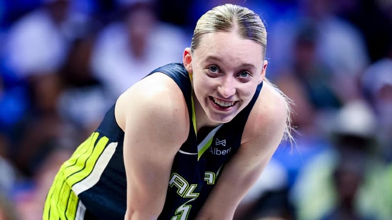 Collier pours in 34 as Lynx spoil Bueckers' debut