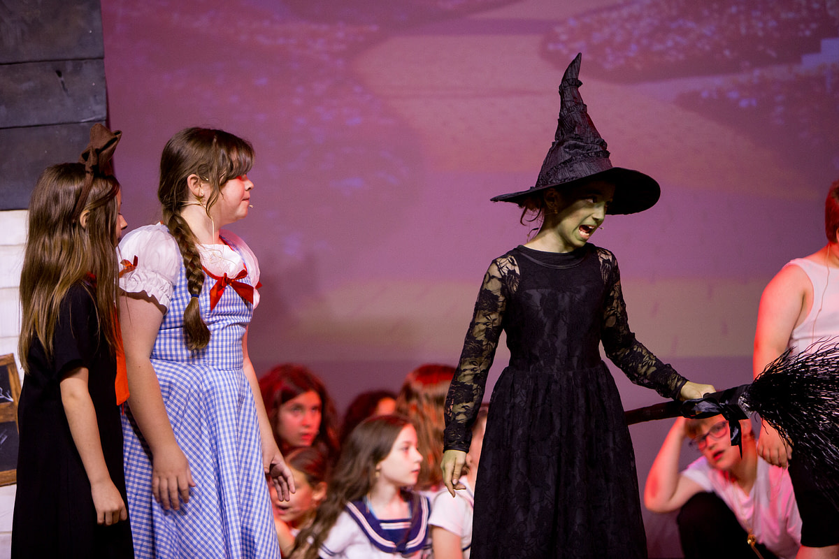 wizardofozderry-44 wizardofozderry-44