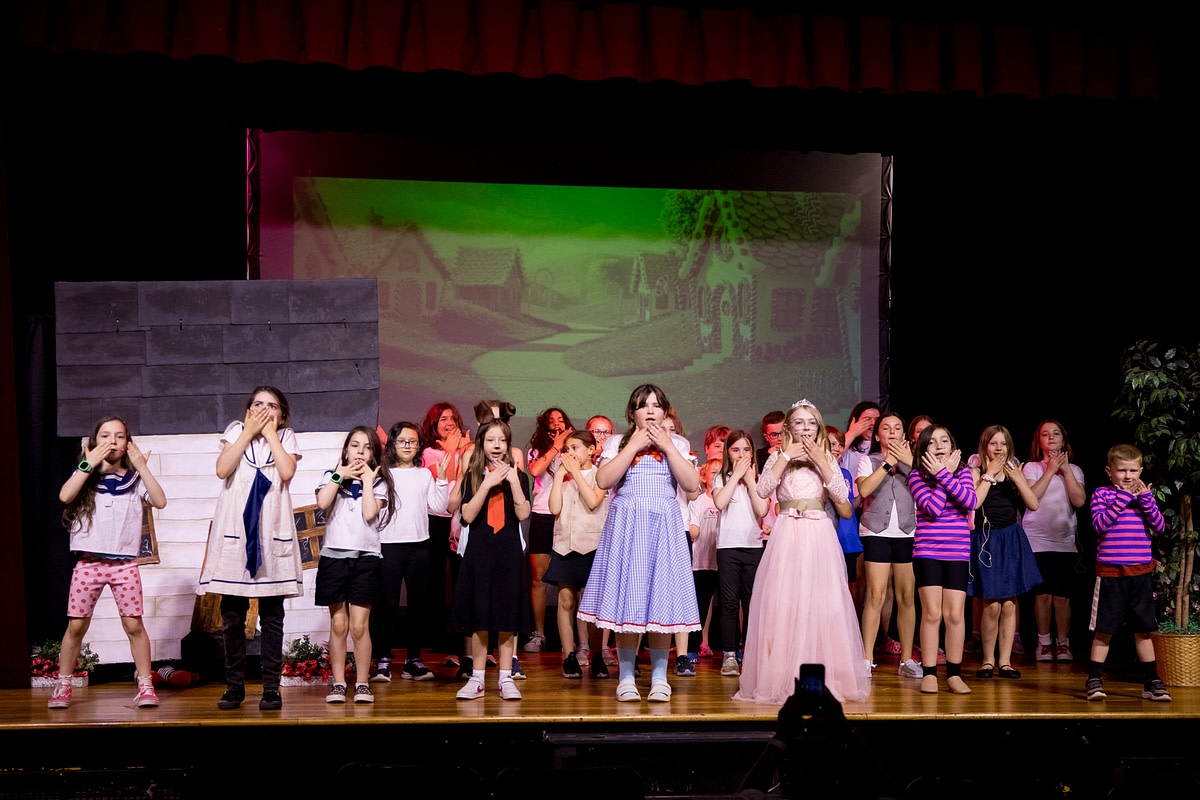 wizardofozderry-54 wizardofozderry-54