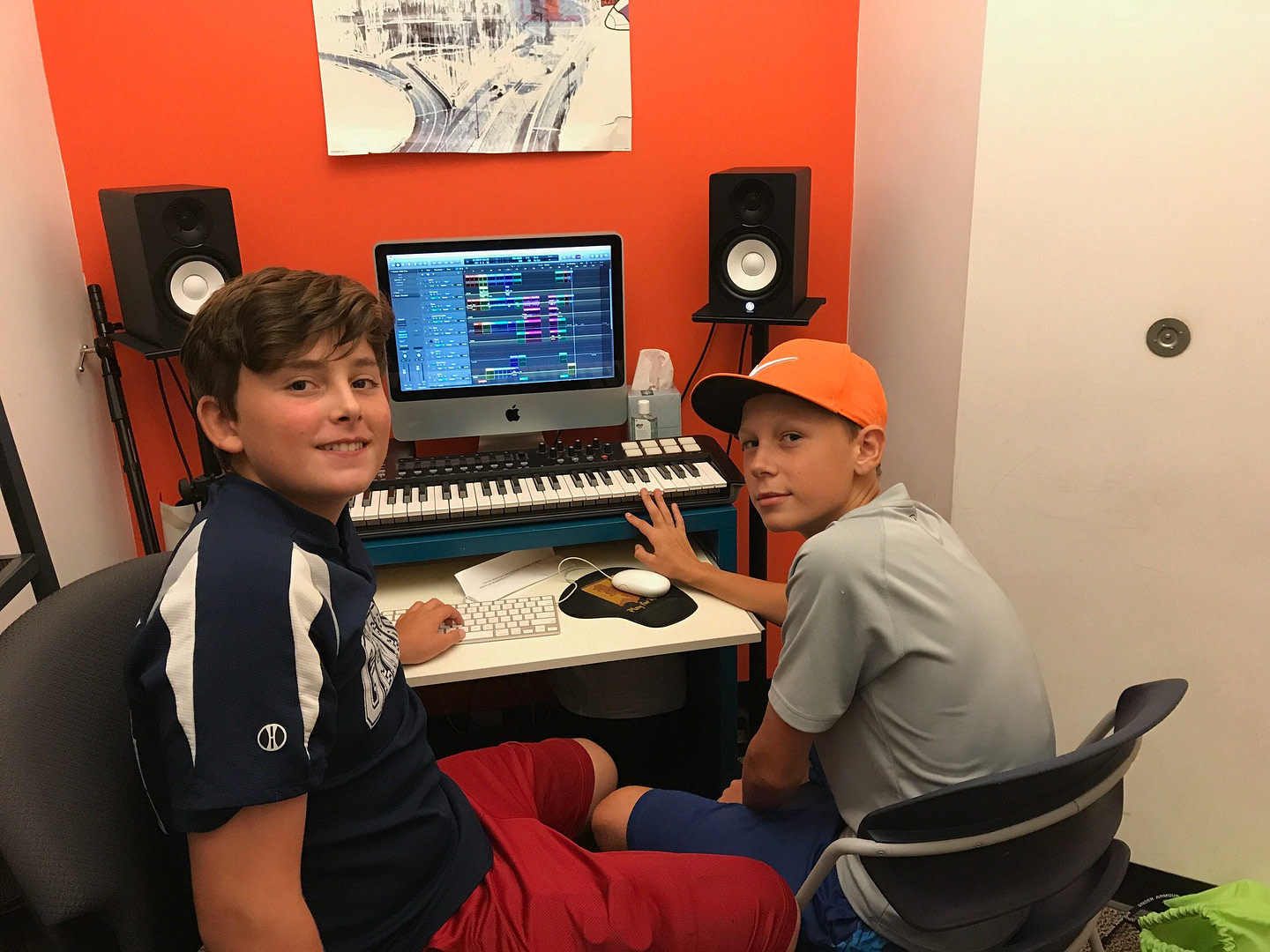 IMG_6040 - Liam Bliven (1) https://ml58lemqnh9a.i.optimole.com/cb:70UR.6c0d/w:1440/h:1080/q:90/f:best/https://therealschoolofmusic.com/wp-content/uploads/2022/04/IMG_6040-Liam-Bliven-1.jpg