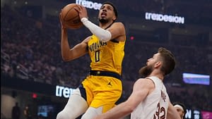 NBA conference semifinals: Pacers take Game 1 over the Cavaliers in Cleveland
