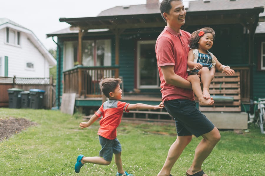 How to make a backyard kid-friendly?