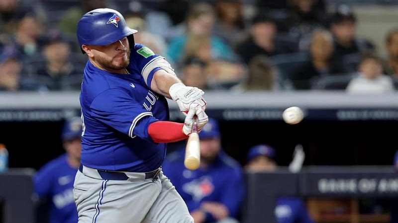 Boone to mull Yanks' closer as Williams flops again
