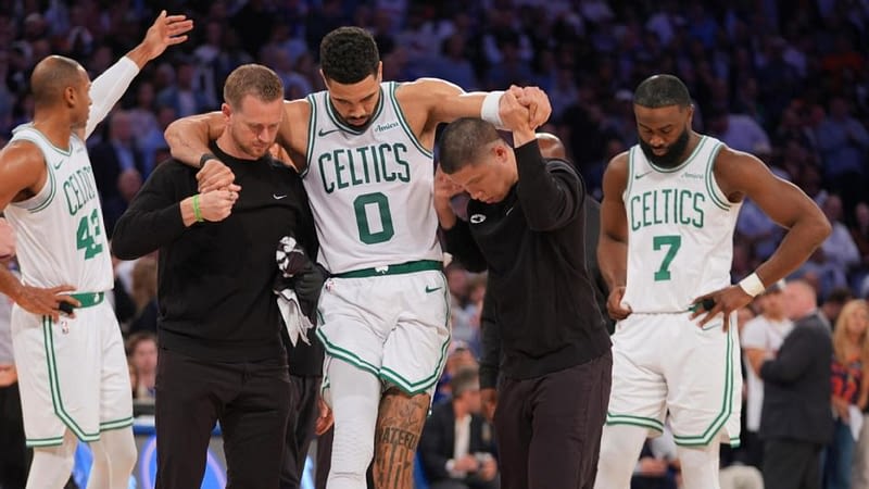 Celtics' Tatum undergoes surgery for torn Achilles