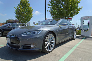 Tesla’s car patents are released to the Public