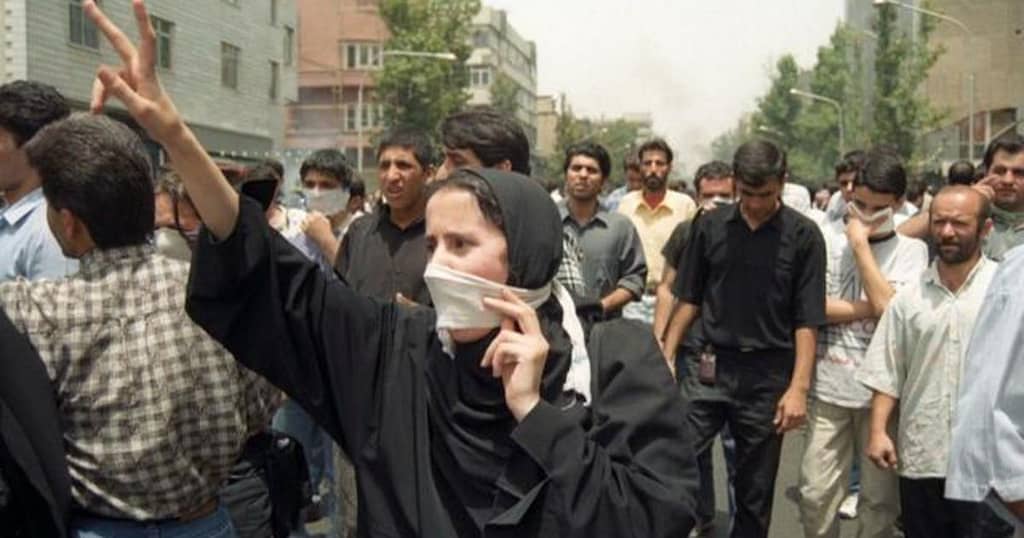 Iran protests enter third week despite heavy crackdown