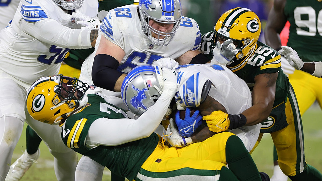 Packers’ Quay Walker pushes member of Lions training staff, gets ejected from game