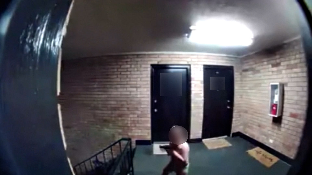 Video shows young boy waving gun outside Indiana apartments