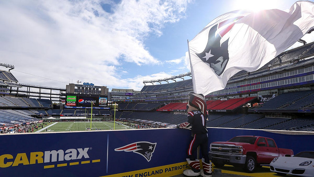 Rare Tom Brady memorabilia at center of lawsuit between superfan, Patriots