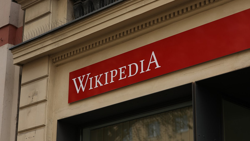 AI Is Tearing Wikipedia Apart - Credit: Vice