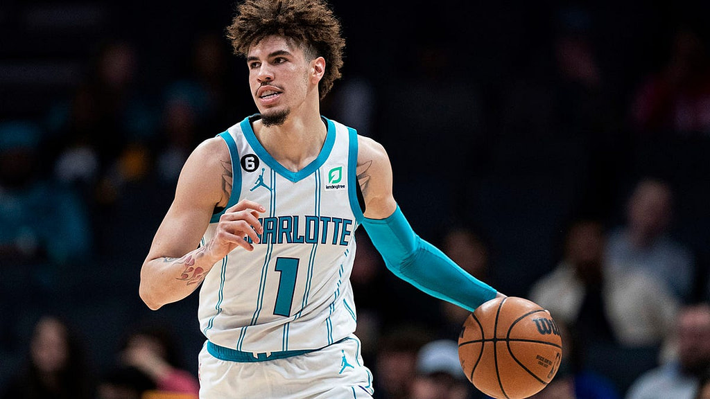 Hornets’ LaMelo Ball re-injures ankle after stepping on fan’s foot