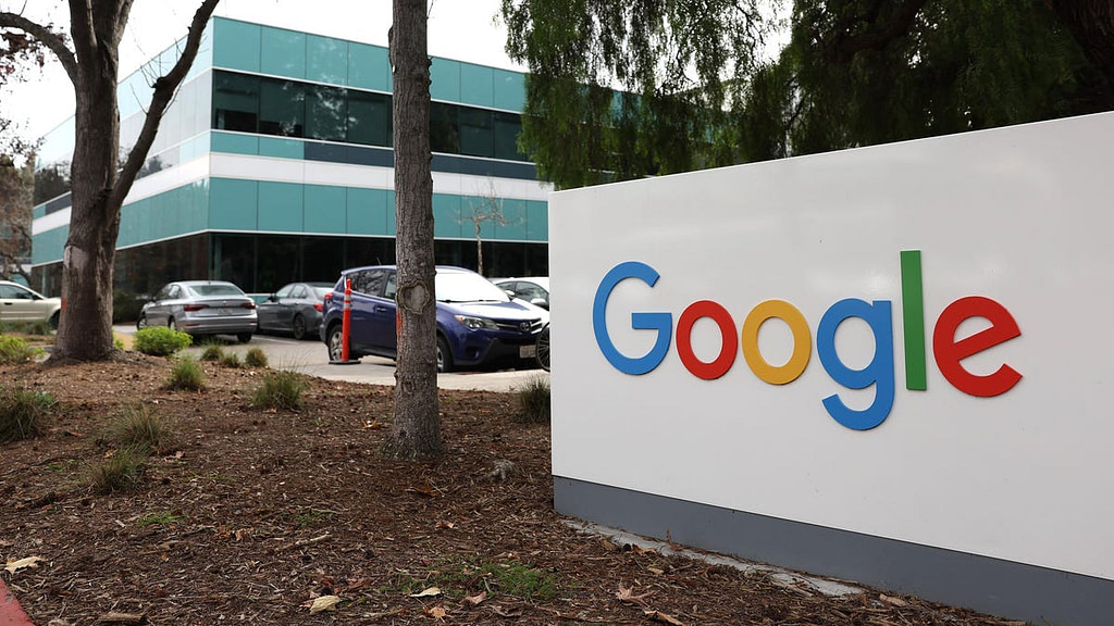Google Plans To Use Generative AI To Pump Out 'Remixed' Ads - Credit: Gizmodo