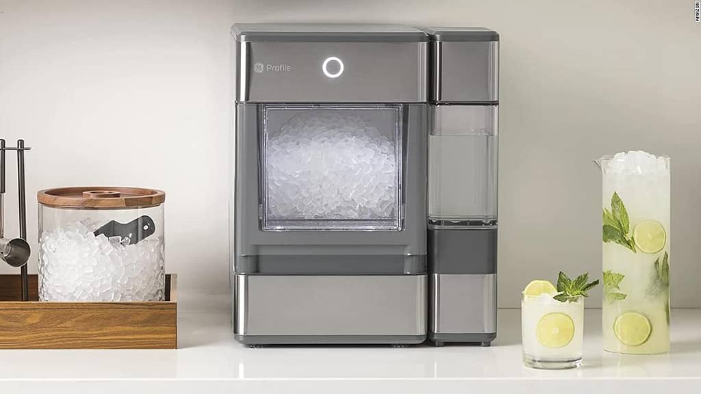 Run, don’t walk: GE’s top-rated ice maker is on sale right now