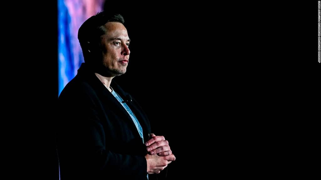 Elon Musk says he will begin restoring previously banned Twitter accounts next week