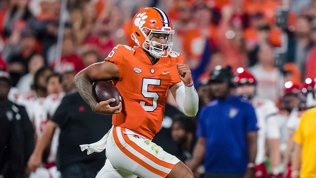 No. 5 Clemson dominates second half in win over No. 10 N.C. State