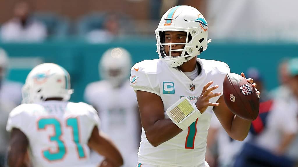 Dolphins’ Tua Tagovailoa hospitalized after scary tackle, team issues update