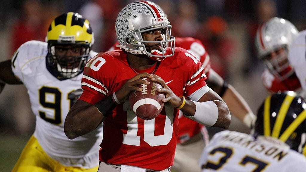 Ohio State legend Troy Smith sends message after Michigan’s flag-planting incident