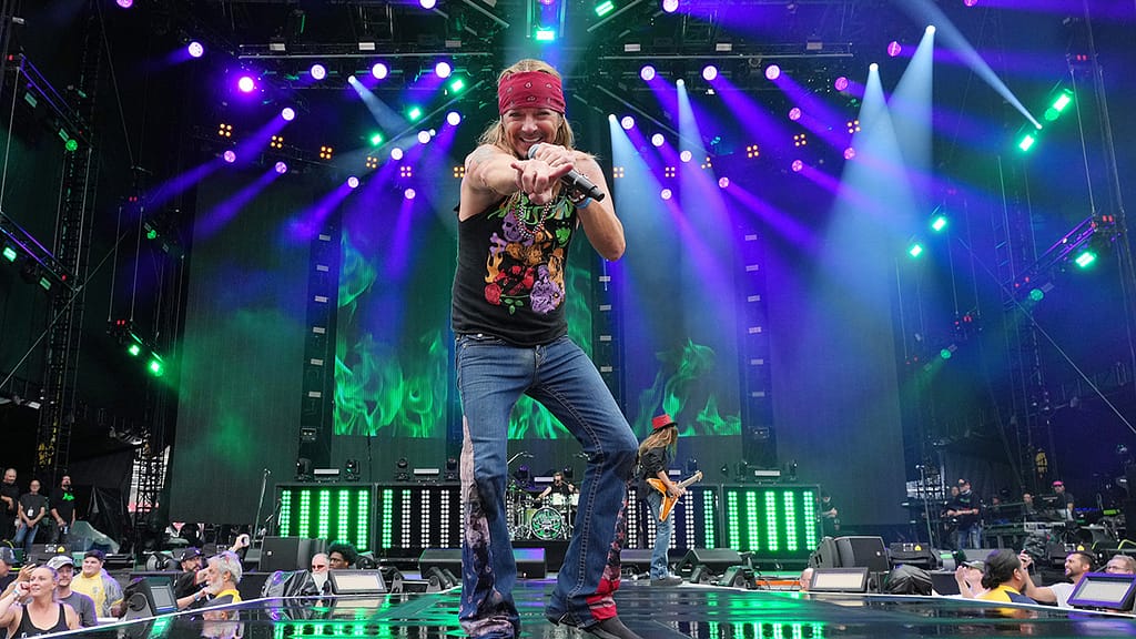 Bret Michaels hospitalized after 'bad reaction' to medication; Poison show in Nashville canceled
