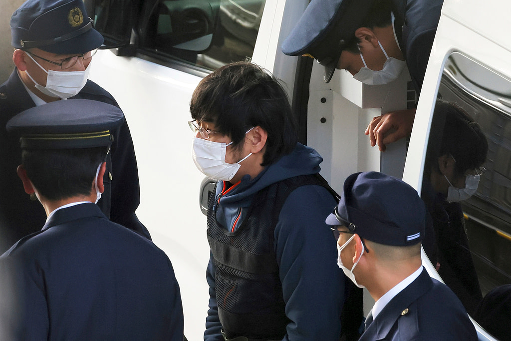 Suspect in Shinzo Abe assassination to face murder charge, lawyer says