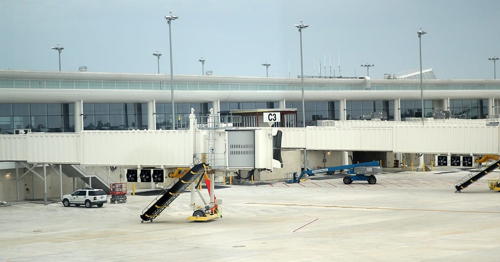Ground worker at New Orleans airport dies after hair becomes entangled in machinery