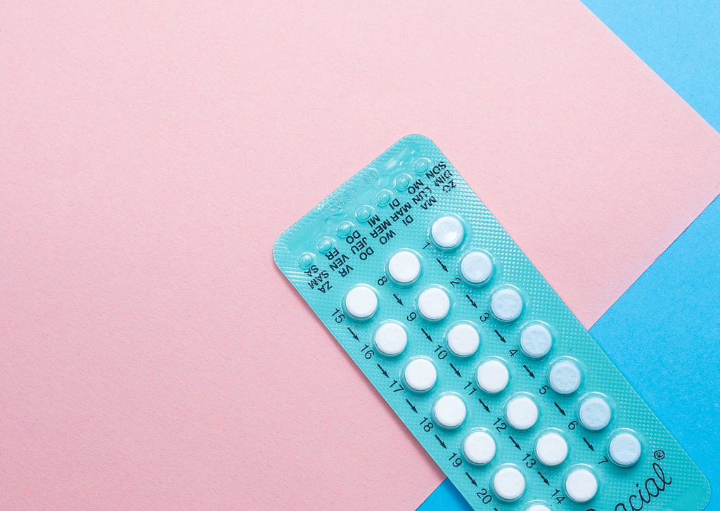 Why I Ditched My Birth Control Pills: my experience, my symptoms, and how I feel 3.5 years off the pill. #birthcontrol | www.jillzguerin.com
