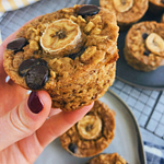Banana Chocolate Chip Oatmeal Muffins: Deliciously moist and tasty oatmeal muffins made with only simple, healthy ingredients. #healthymuffins #healthybreakfast | www.jillzguerin.com