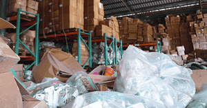 10 Ways to Keep Your Warehouse Clean 1 10 Ways to Keep Your Warehouse Clean Featured Image