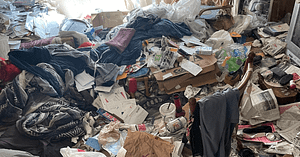 How To Help a Hoarder Clean Their Home 2