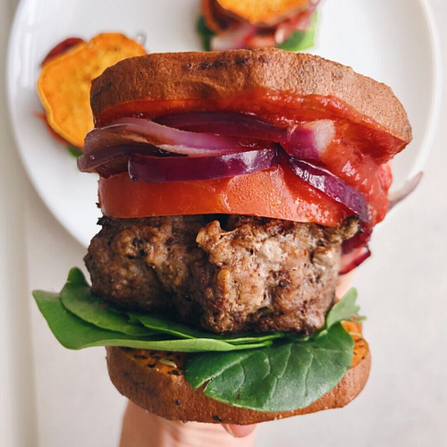 Sweet Potato Sliders: A healthy and delicious way to get your burger fix! #healthysliders | www.jillzguerin.com